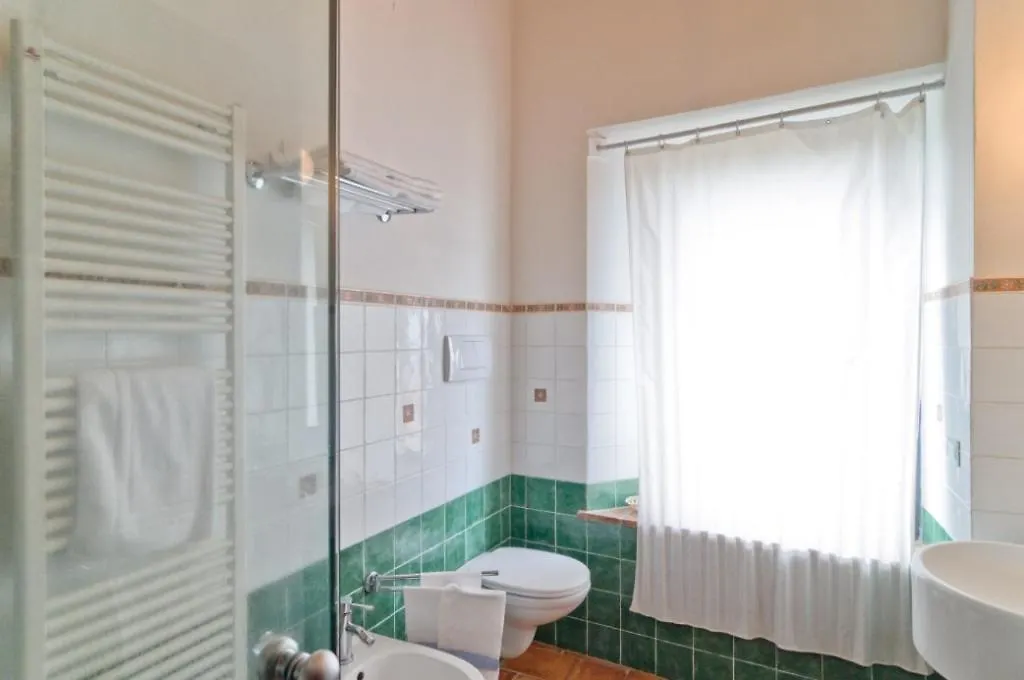 Aparthotel Le 7 Camicie Castelnuovo dellʼAbate