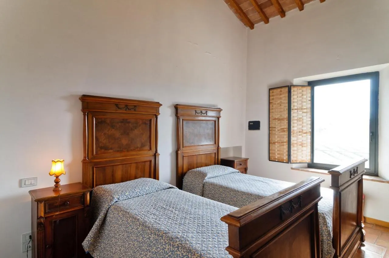 Aparthotel Le 7 Camicie Castelnuovo dellʼAbate